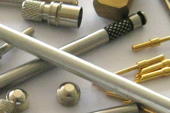 微（wēi）型五金表麵化學拋光